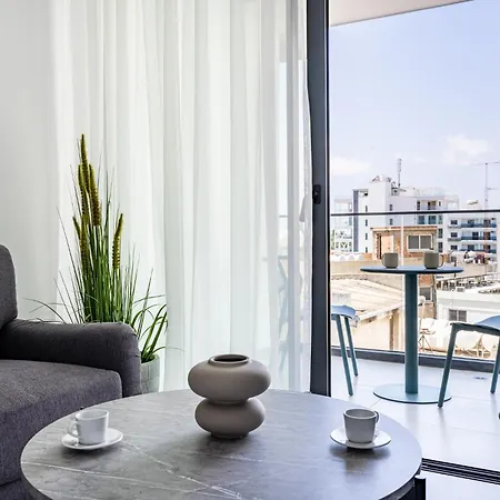 C Apartment Larnaca