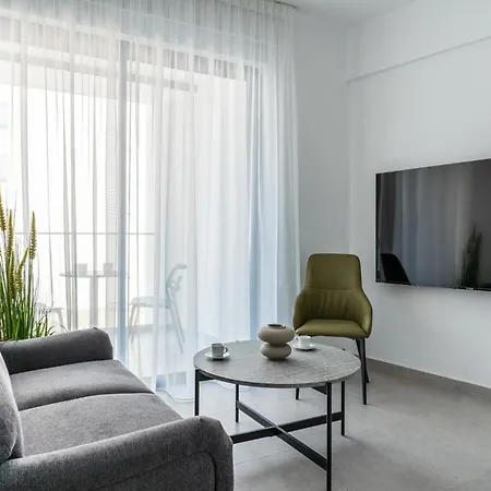 C Apartment Larnaca